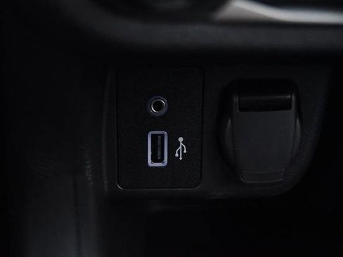 New 2025 Nissan Versa S w/ Trunk Package image 15