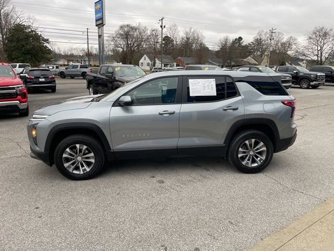 Used 2025 Chevrolet Equinox LT image 45