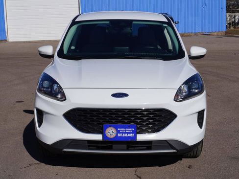 Used 2021 Ford Escape SE image 8