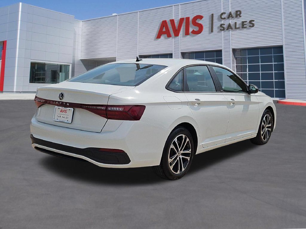 Used 2025 Volkswagen Jetta Sport FWD image 6