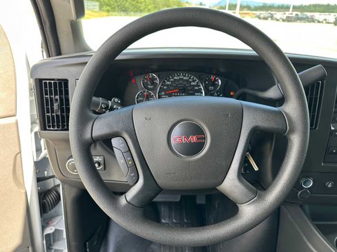 New 2025 GMC Savana 3500 Extended w/ Driver Convenience Package image 28