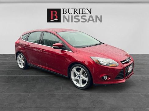 Used 2014 Ford Focus Titanium FWD image 7