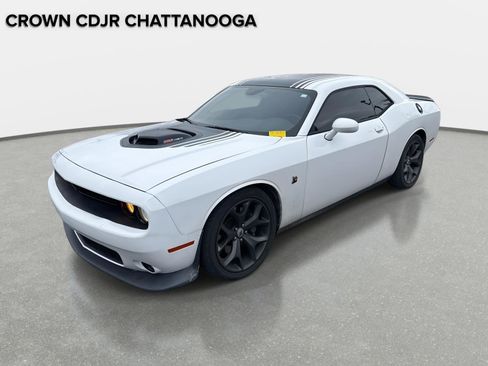 Used 2018 Dodge Challenger R/T Scat Pack image 1