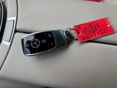Used 2022 Mercedes-Benz E 350 Sedan image 13