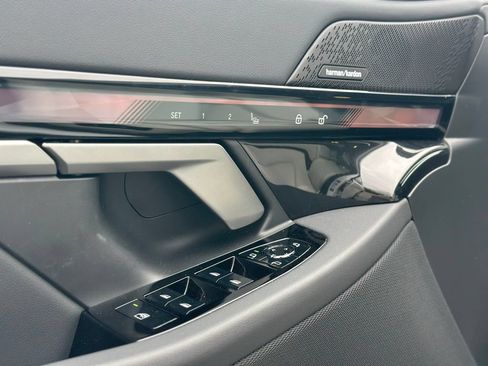 New 2026 BMW 530i xDrive w/ Premium Package AWD/4WD image 19