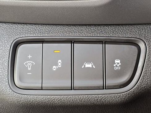 Used 2020 Hyundai Santa Fe SEL image 19