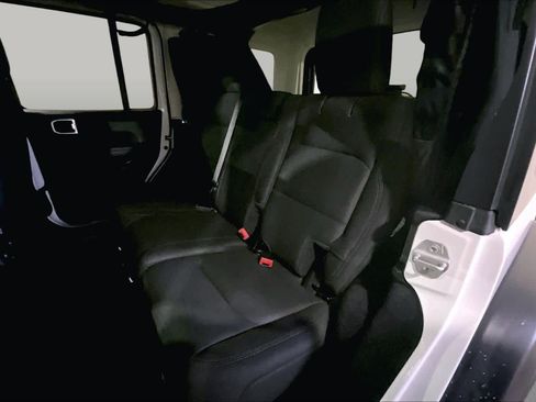 Used 2019 Jeep Wrangler Unlimited Sport S AWD/4WD image 19