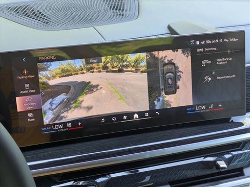 Used 2025 BMW X7 xDrive40i w/ M Sport Package image 14