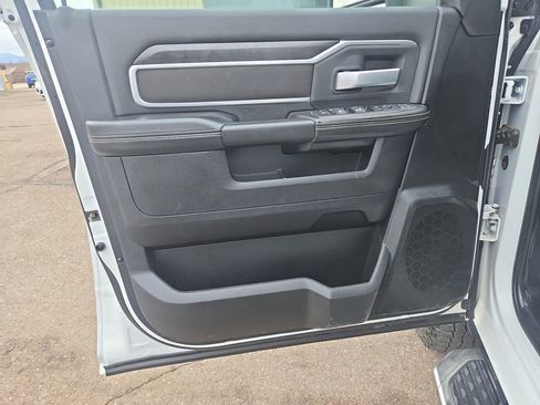 Used 2024 RAM 2500 Big Horn image 12