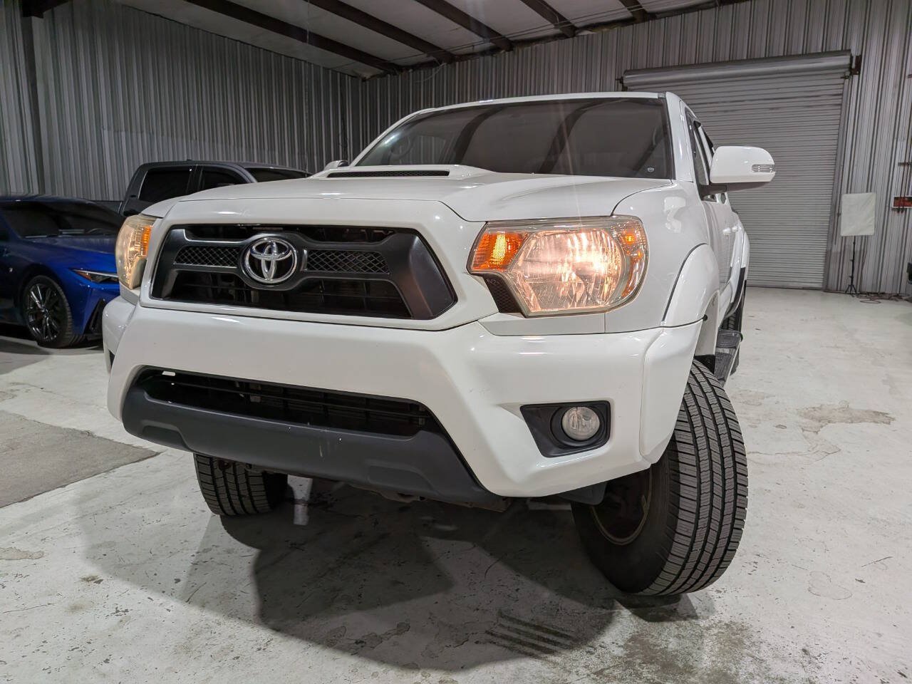 Used 2015 Toyota Tacoma PreRunner w/ TRD Sport Package RWD image 38