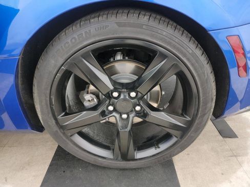 Used 2018 Chevrolet Camaro LT image 34