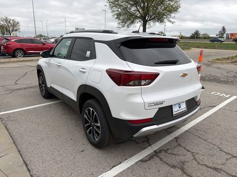 New 2026 Chevrolet TrailBlazer LT w/ Convenience Package AWD/4WD image 5
