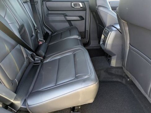 New 2026 Ford Bronco Outer Banks w/ Sasquatch Package image 47