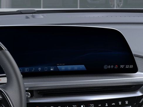 New 2026 Cadillac Lyriq Luxury w/ LPO, Floor Liner Package AWD/4WD image 20