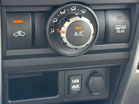 Used 2016 Toyota 4Runner SR5 Premium RWD image 23