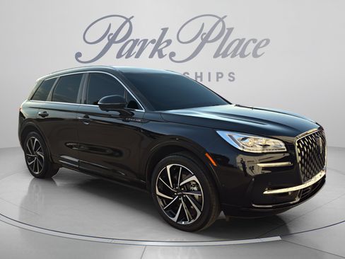 Used 2024 Lincoln Corsair Grand Touring w/ Equipment Group 302A AWD/4WD image 8
