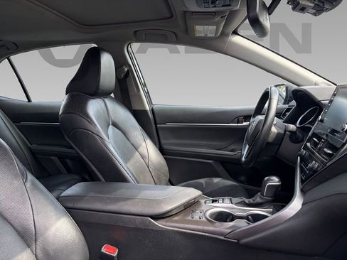 Used 2023 Toyota Camry XLE w/ Navigation Package image 9