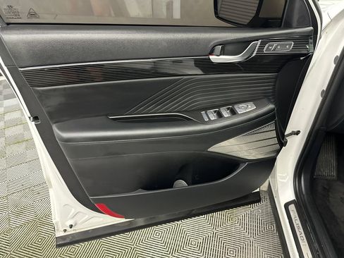 Used 2024 Hyundai Palisade Calligraphy AWD/4WD image 11
