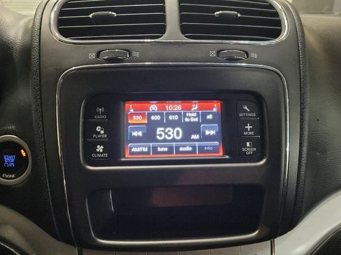 Used 2016 Dodge Journey SE image 25