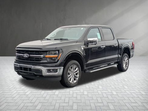 New 2024 Ford F150 XLT w/ Equipment Group 302A MID image 2