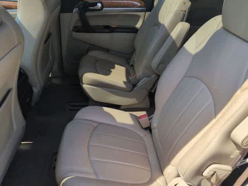 Used 2011 Buick Enclave CXL FWD image 20