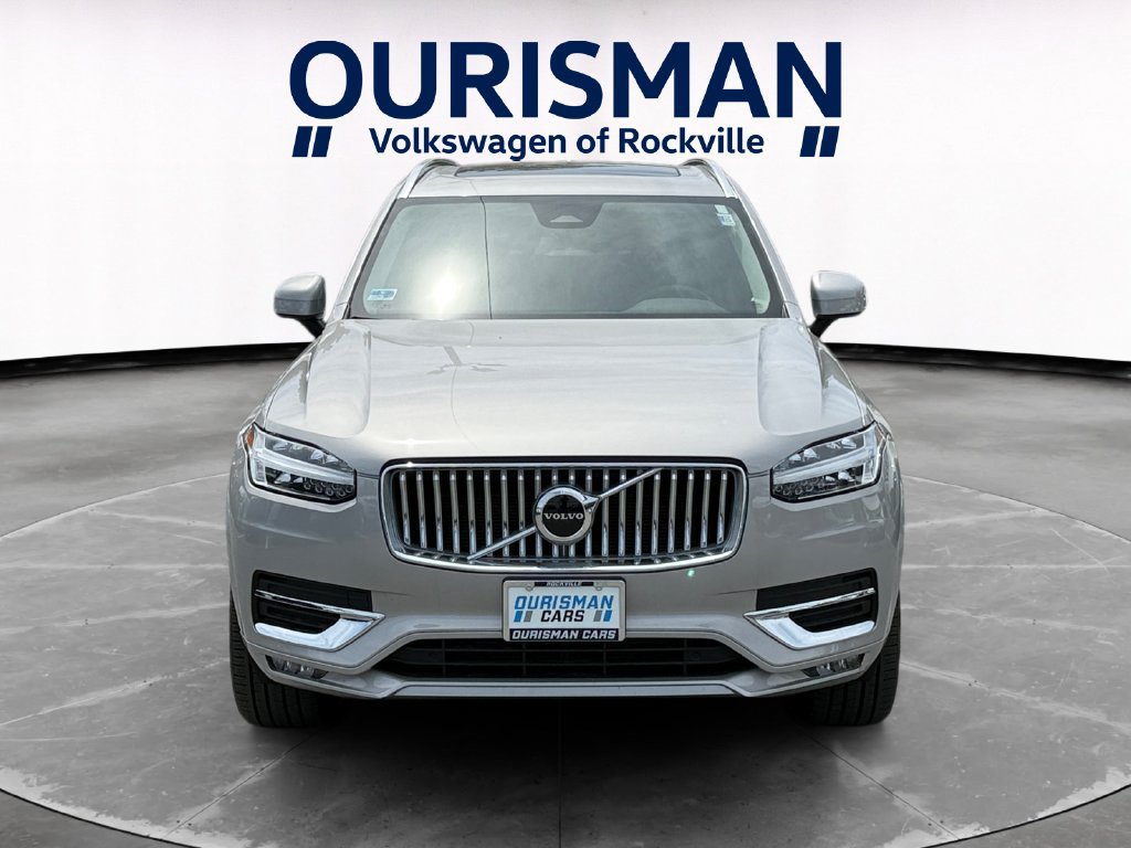 Used 2025 Volvo XC90 B5 Core AWD/4WD image 8