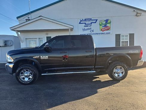 Used 2018 RAM 2500 Tradesman w/ Chrome Appearance Group image 5