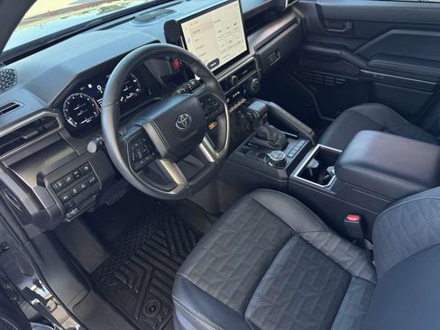 Used 2025 Toyota 4Runner TRD Off-Road Premium w/ Tow Technology Package AWD/4WD image 15