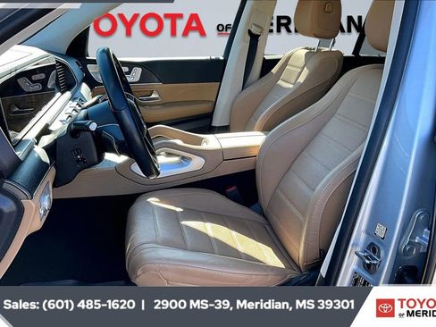 Used 2025 Mercedes-Benz GLE 350 4MATIC image 17