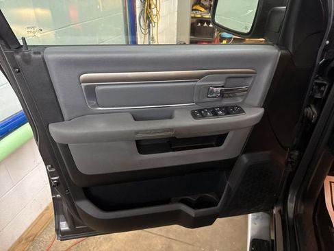 Used 2017 RAM 1500 Big Horn AWD/4WD image 8