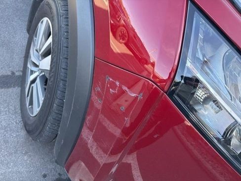 Used 2024 Nissan Pathfinder SL AWD/4WD image 5