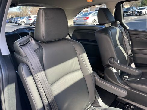 Certified 2025 Honda Odyssey EX-L image 36
