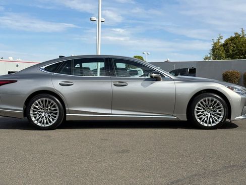 Used 2024 Lexus LS 500 w/ Interior Upgrade Package RWD image 6