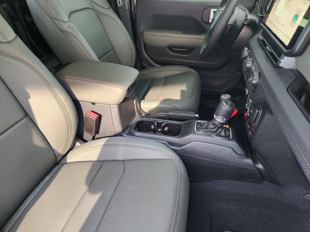 New 2026 Jeep Gladiator Mojave AWD/4WD image 11