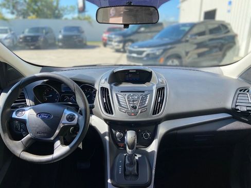 Used 2016 Ford Escape SE FWD image 23