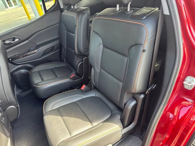 Used 2022 GMC Acadia AT4 w/ Preferred Package AWD/4WD image 29