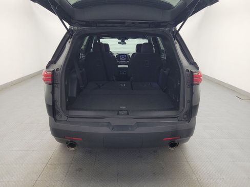 Used 2023 Chevrolet Traverse LT image 29