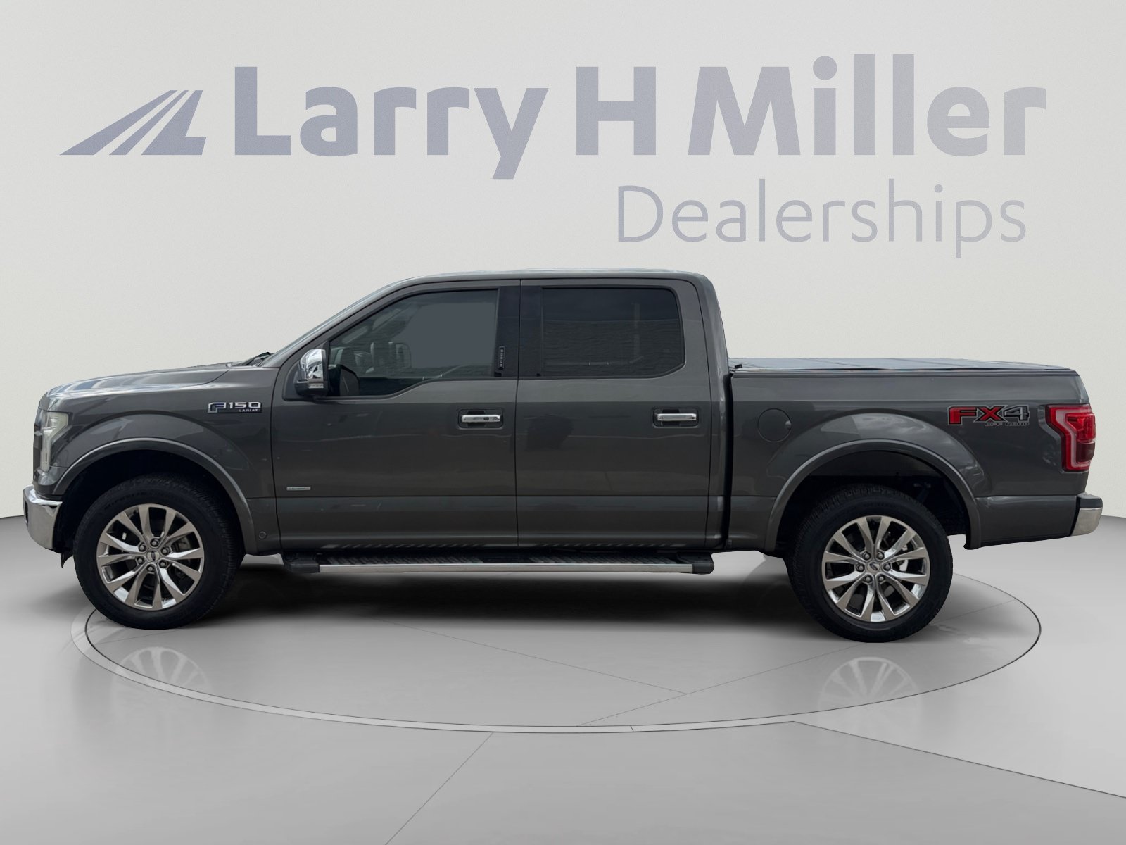 Used 2016 Ford F150 Lariat w/ Equipment Group 502A Luxury AWD/4WD image 2