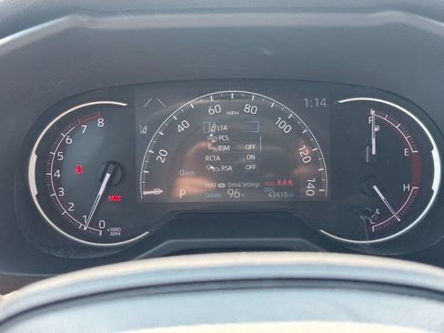 Used 2024 Toyota RAV4 XLE AWD/4WD image 28