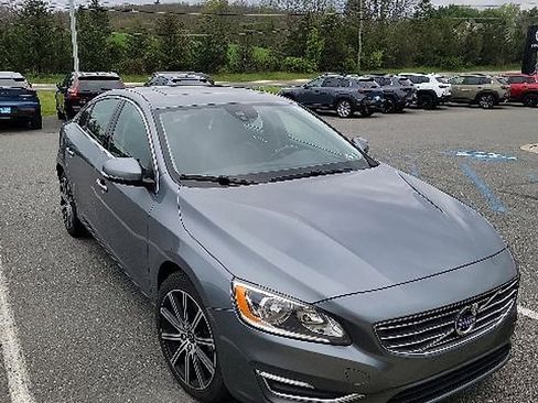 Used 2018 Volvo S60 T5 Inscription AWD/4WD image 7