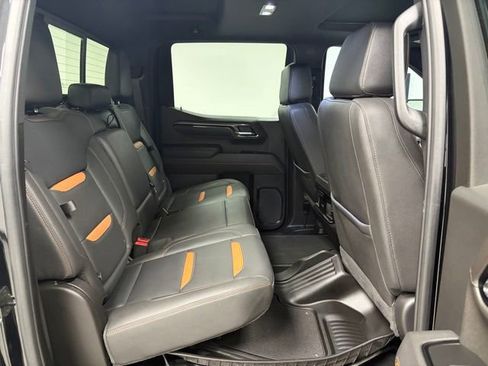 Used 2025 GMC Sierra 1500 AT4 w/ Technology Package AWD/4WD image 50