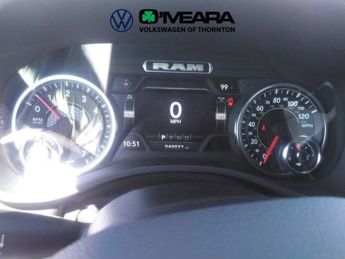 Used 2024 RAM 1500 Laramie AWD/4WD image 5