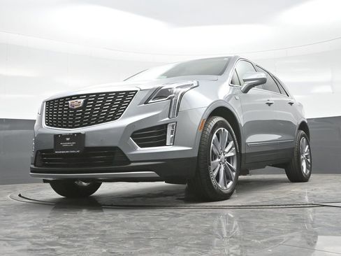 New 2025 Cadillac XT5 Premium Luxury w/ LPO, Floor Liner Package image 23