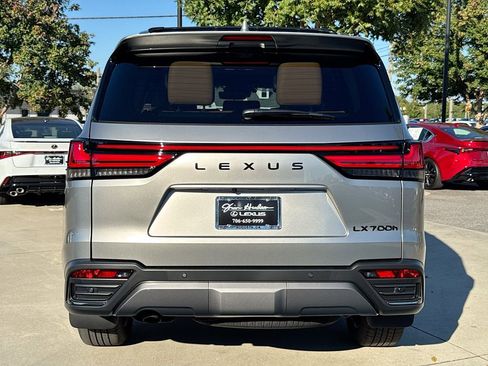 New 2025 Lexus LX 700h Luxury image 6