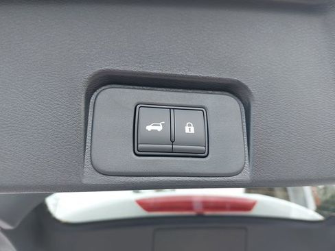 New 2026 Nissan Rogue SV image 33