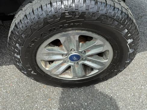 Used 2015 Ford F150 XLT w/ Equipment Group 301A Mid AWD/4WD image 10