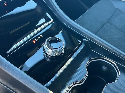 New 2025 Jeep Grand Cherokee Altitude image 13