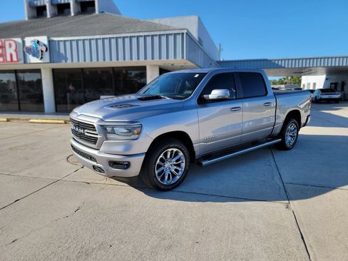 Used 2023 RAM 1500 Laramie AWD/4WD image 1