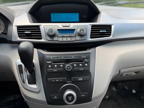 Used 2011 Honda Odyssey EX image 26