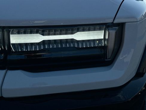 Used 2025 GMC Hummer EV 3X image 10